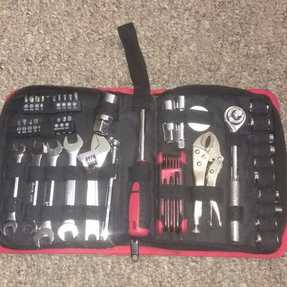 Tools and household furniture - Picture 2 of 2